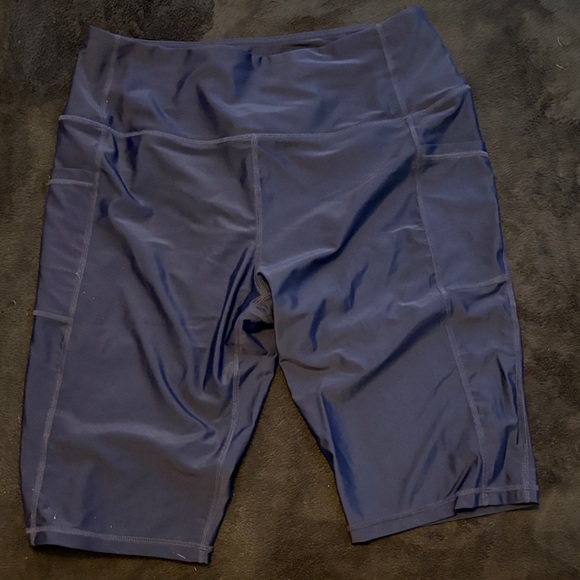 Navy Women's Bike Shorts - Picture 1 of 1